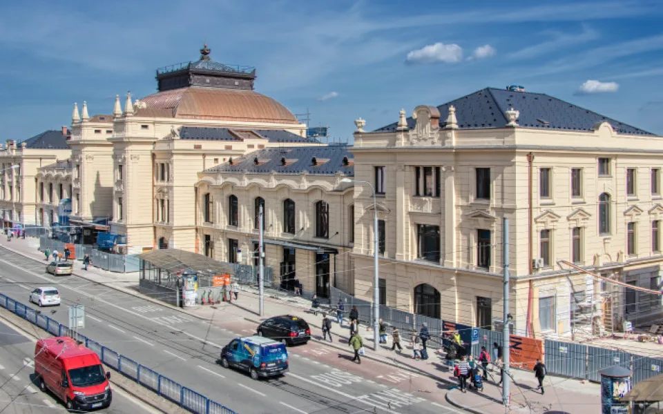 Opravené nádraží v Českých Budějovicích otevře Správa železnic začátkem února