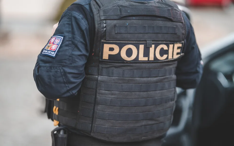 Policie hledá zloděje, který se vloupal do mateřské školky. Škoda přesahuje 100 tisíc korun