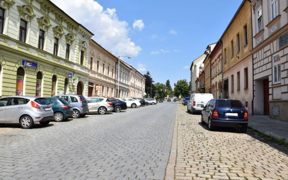 Město se může pustit do rekonstrukce ulice, rozhodl úřad