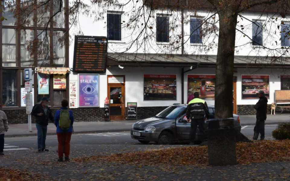 Tábor se stále zabývá bezpečností ve městě. Chce zvýšit dohled na nádraží