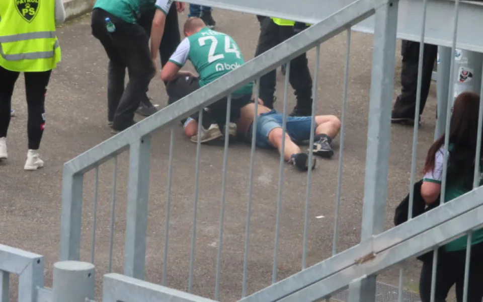 Napadení fanouška Jablonce skončili obviněním tří pracovníků bezpečnostní agentury