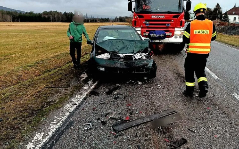 Na jihu Čech se při nehodě zranilo pět lidí včetně dvou dětí