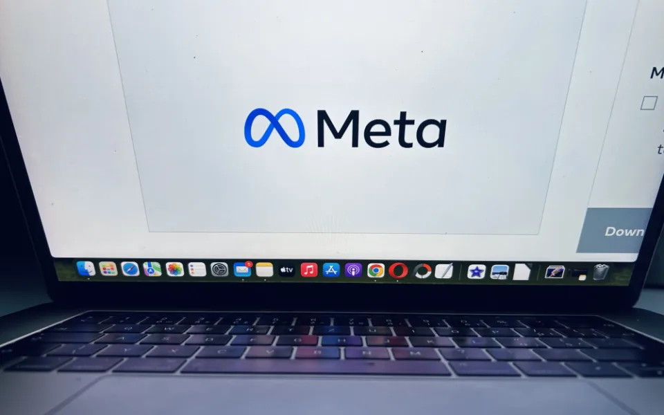 Uživatelé po celém světě se potýkají s výpadkem služeb firmy Meta