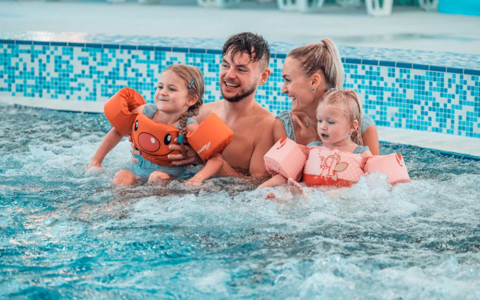 Wellness Hotel Frymburk. Aquapark plný rodinné zábavy