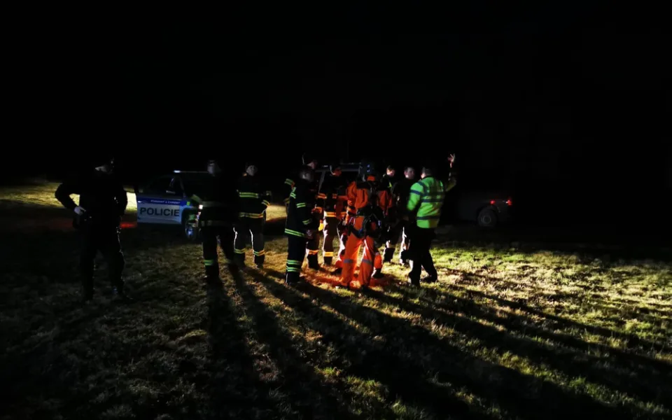 Vojáci hledali na jihu Čech místo letecké havárie. Ultralight našli v hnagáru