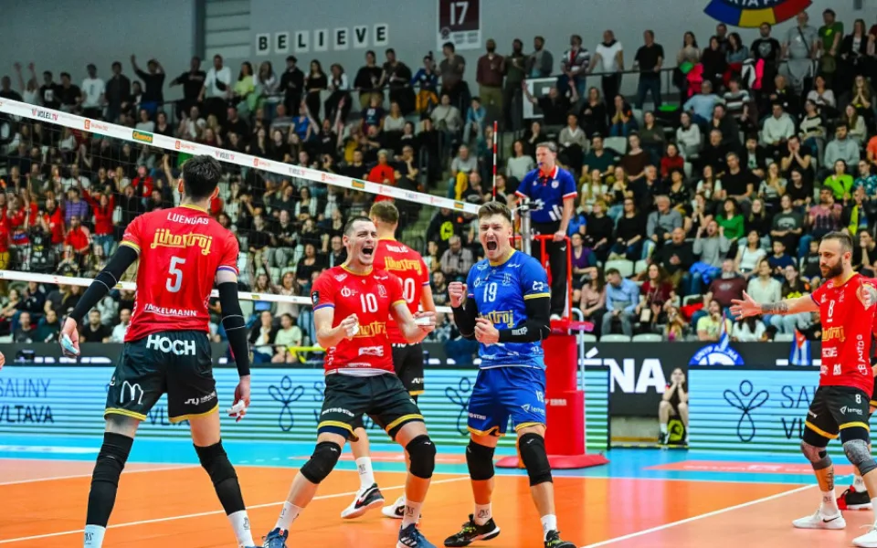 Jihostroj fantasticky zvládl první finále v Praze a vede 1:0