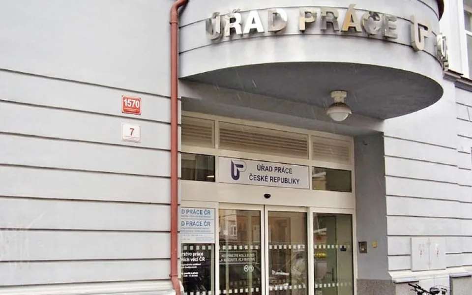 Nezaměstnanost v Jihočeském kraji klesla na 3,1 procenta, polovinu uchazečů tvoří ženy