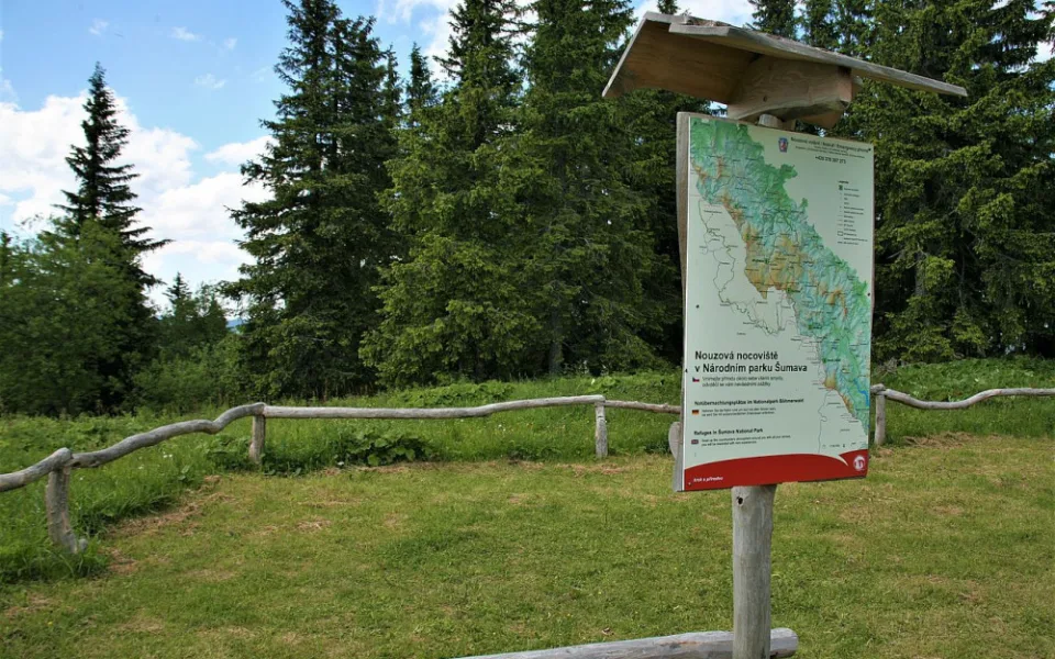 Národní park Šumava zavedl kvůli bezpečnosti nové opatření proti bezohledným návštěvníkům