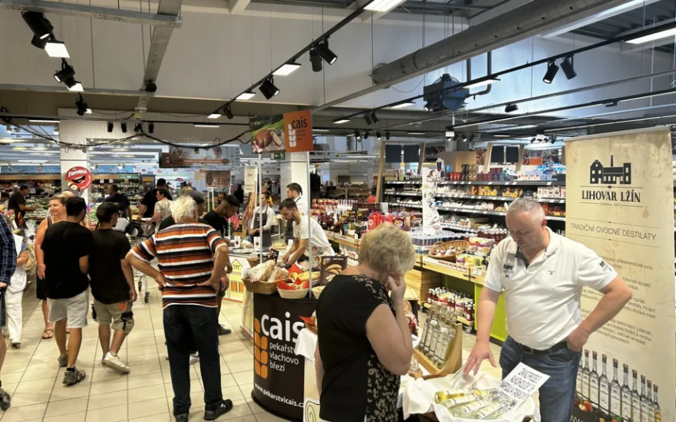 KVALITNÍ POTRAVINY Z NAŠEHO REGIONU jsou pro supermarkety Terno a Trefa nepostradatelné