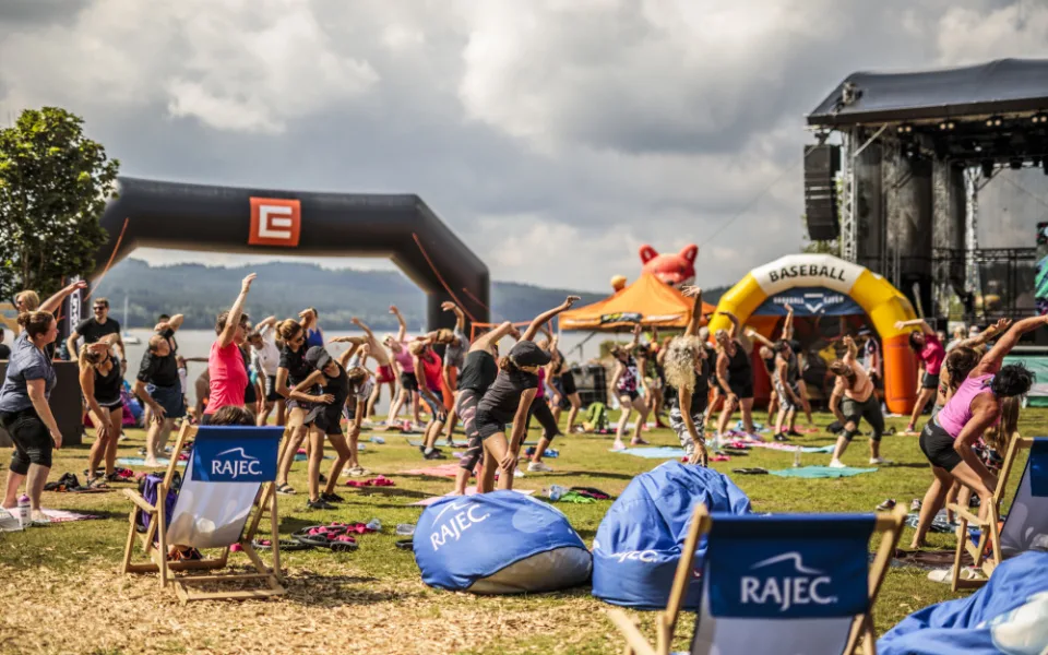 Olympijští vítězové i hudební legendy: ČEZ Lipno Sport Festival láká na sportovní vyžití i kulturu