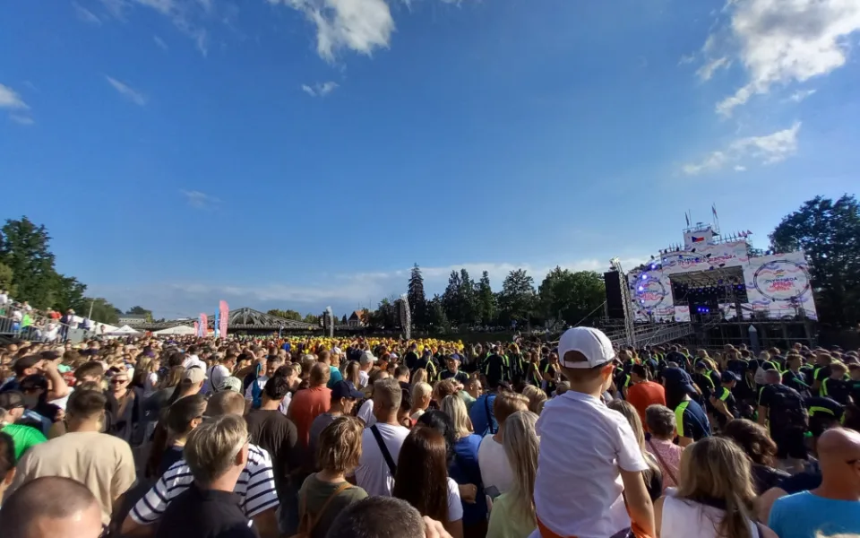 Olympiáda dětí a mládeže v Českých Budějovicích je oficiálně zahájený, ceremoniál sledovali tisíce lidí