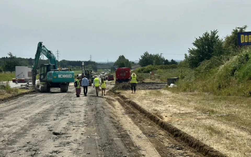 Ředitelství silnic vyplatilo náhradu za vyvlastnění pozemků motocentra u Tábora