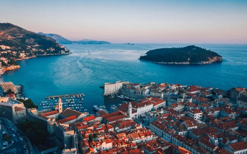 Vyrážíte do Chorvatska? Na co si dát pozor na silnicích, v památkových zónách či na plážích