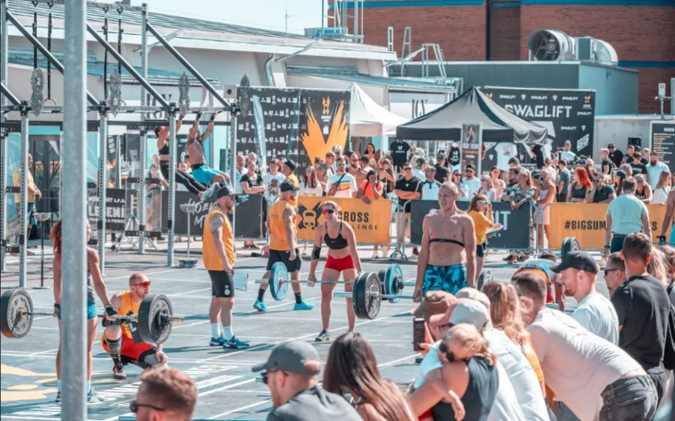 Na střechu IGY Centra se chystají crossfitoví závodníci. Desátý ročník Big Summer Games se blíží