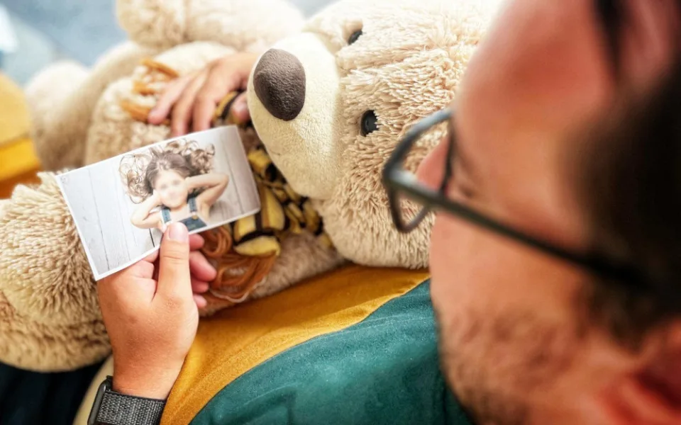 V Česku se začínají objevovat samozvaní Lovci pedofilů. Vystavují se riziku, varuje policie