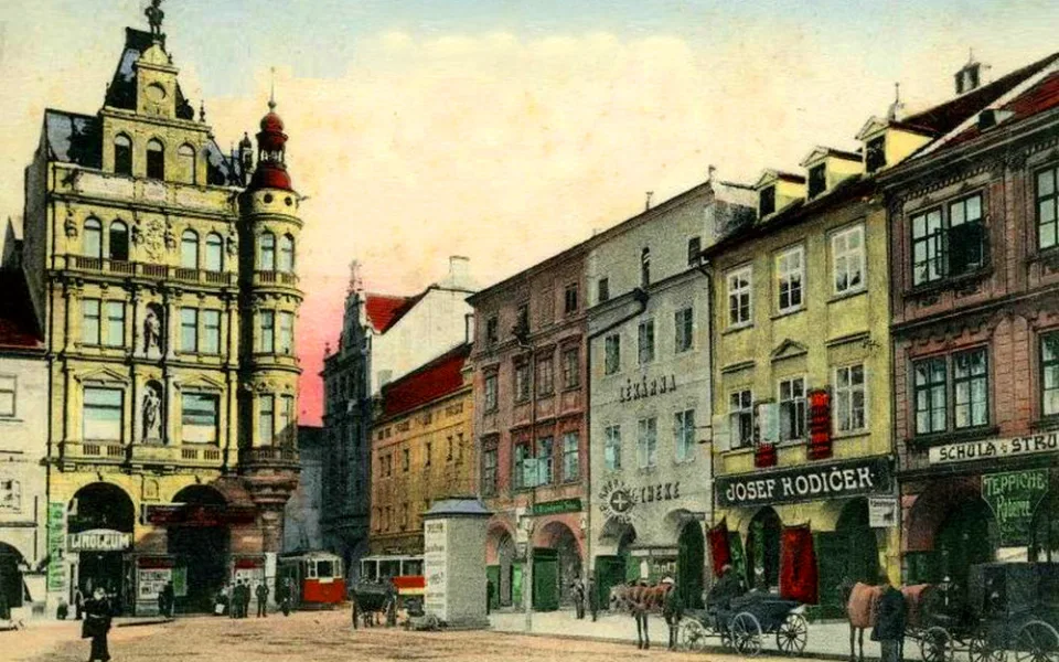 DRBNA HISTORIČKA: S vyřešením rafinované loupeže pomáhali strážníkům hypnotizér i jasnovidka