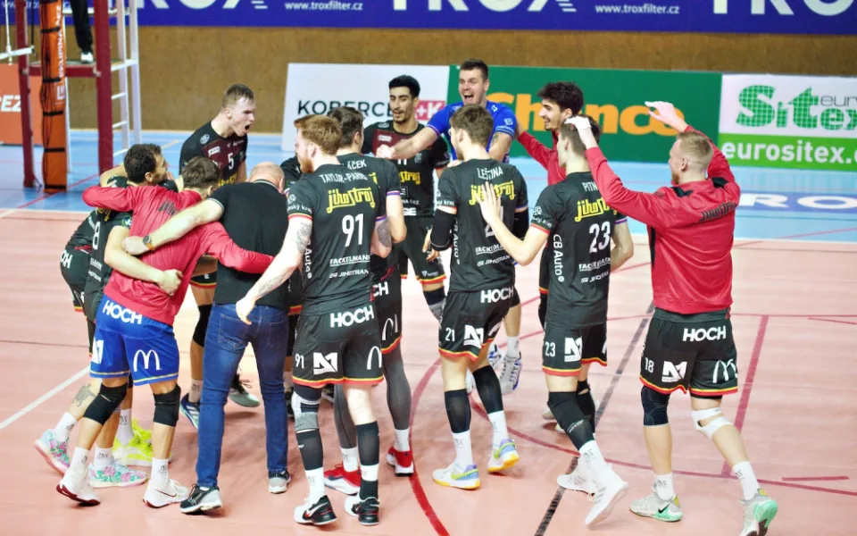 Jihostroj postoupil přes Příbram do čtvrtfinále poháru