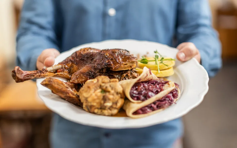 Svatomartinská husa na Budějovicku? S pivem chutná skvěle.