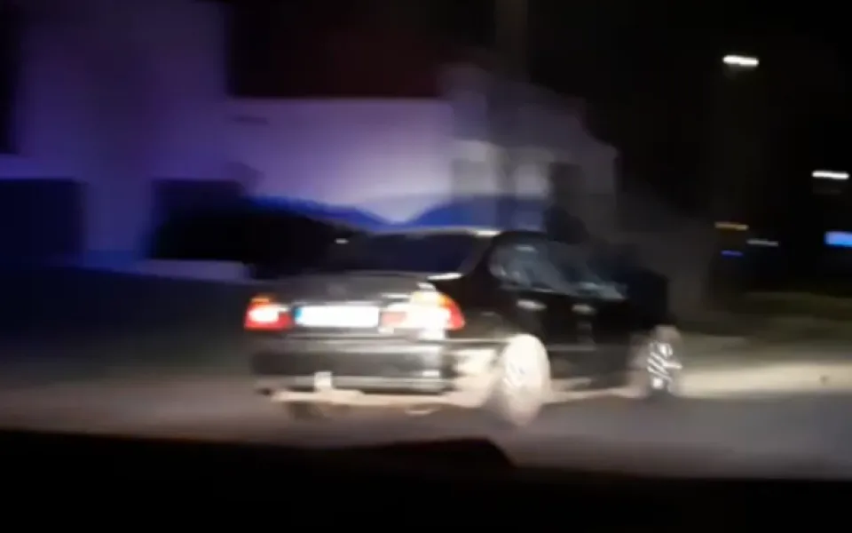 VIDEO: Honičku s opilým řidičem ukončila až dopravní nehoda