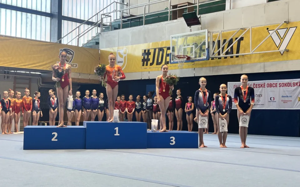 Překonala zdravotní komplikace a vrátila se v nejlepší formě. Nadějná gymnastka Anna Beerová přivezla z mezinárodního závodu zlato