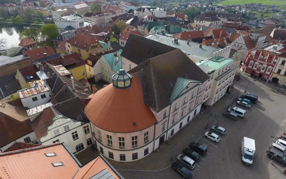 V bývalé budově táborské pošty vznikne po přestavbě i sál zastupitelstva