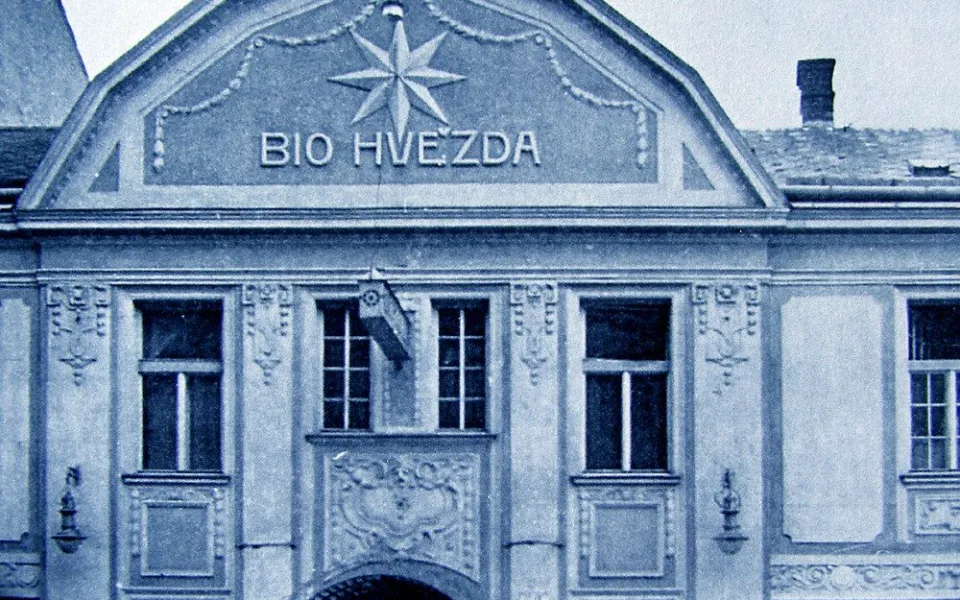 DRBNA HISTORIČKA: Royal, Grand nebo Elite. Biografy byly v Českých Budějovicích velmi populární