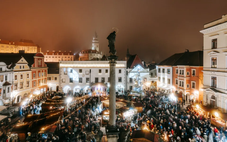 Užijte si adventní čas v Českém Krumlově s extra porcí světel