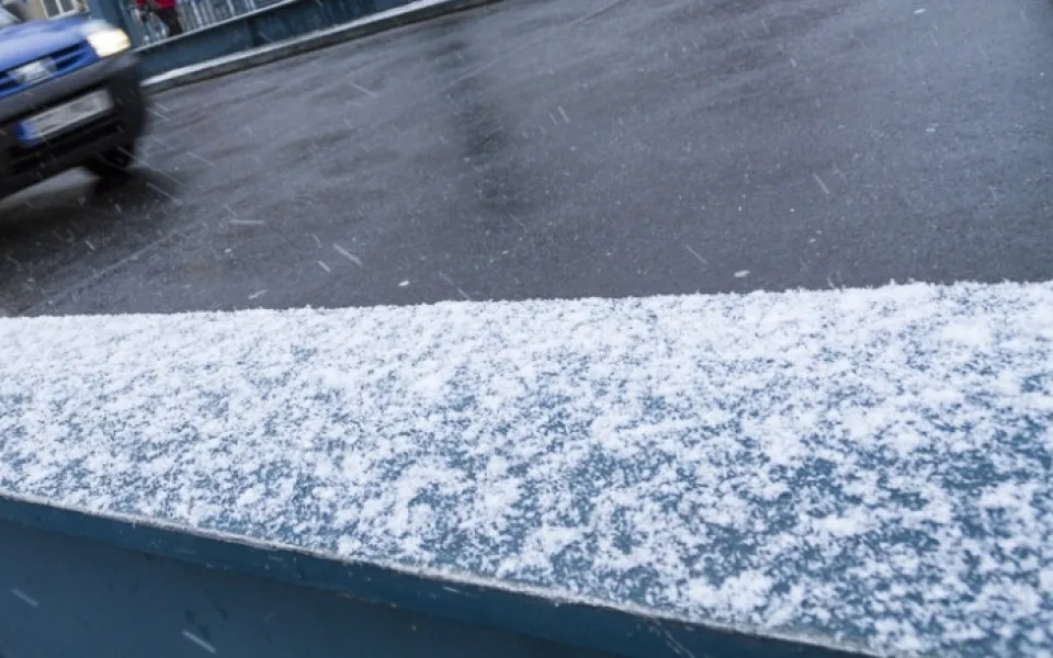Na silnicích hrozí námraza, varovali meteorologové