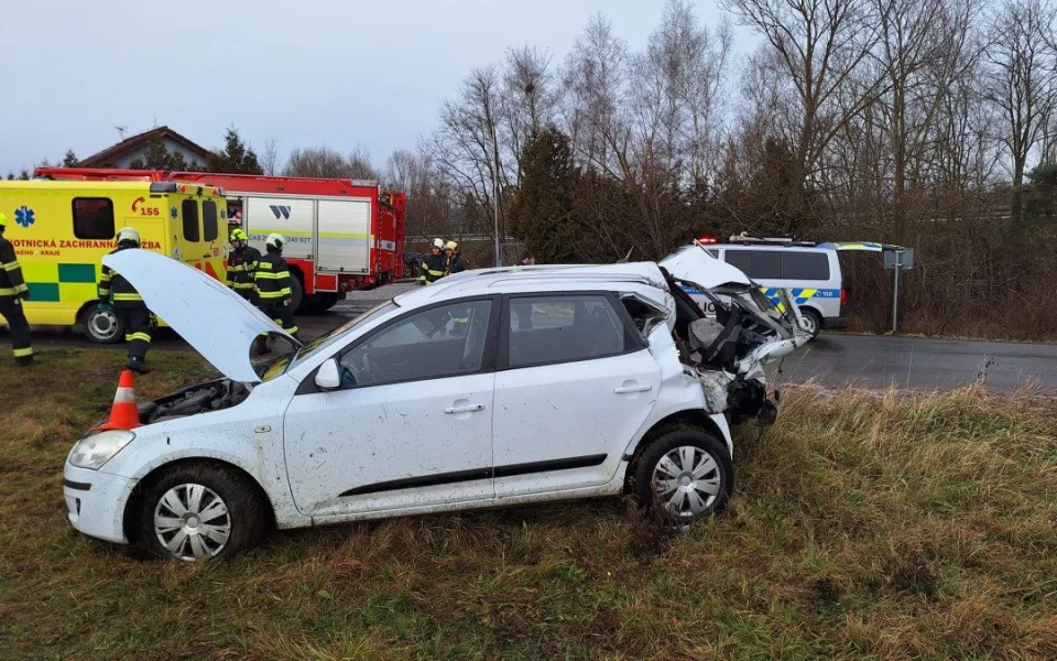 U židovského hřbitova v Písku se střetl vlak s osobním autem