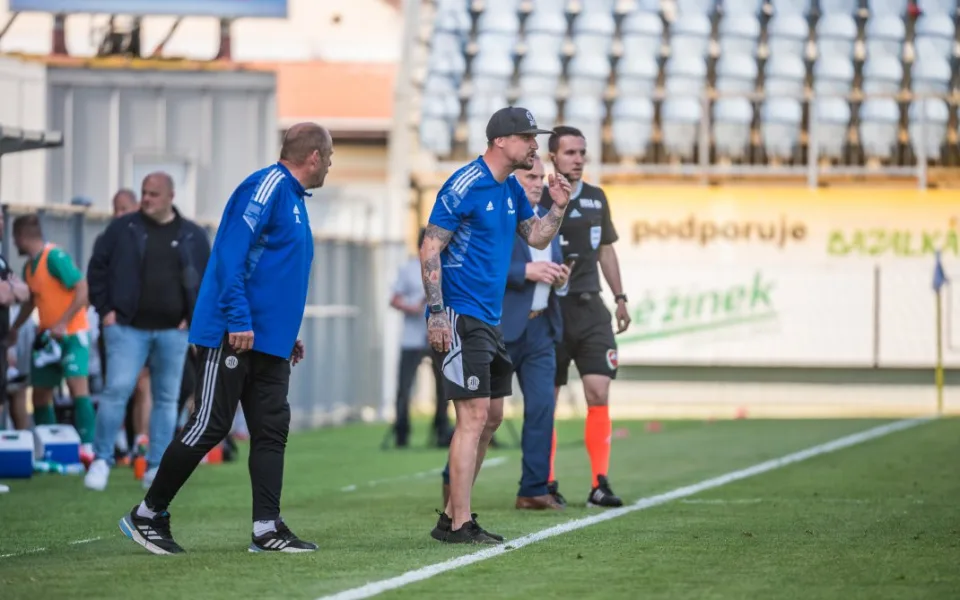 Návrat na Střelecký ostrov. Do Dynama se vrací dvojice Lerch s Kladrubským.