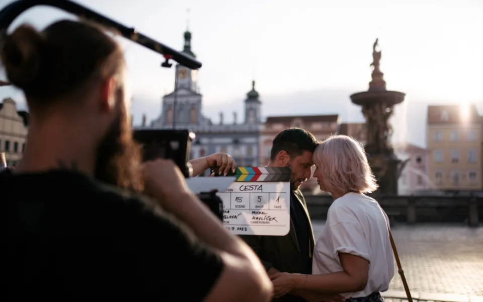 Jihočeský kraj jako atraktivní destinace pro filmové štáby přinesl desítky milionů korun do regionální ekonomiky