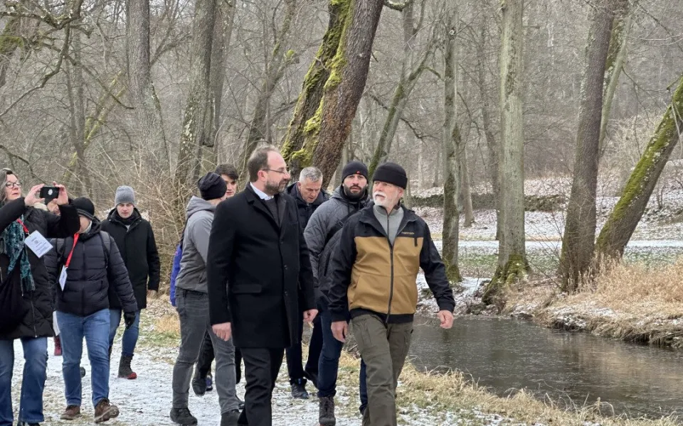 Prezident se svou ženou vyrazili na procházku Terčiným údolím