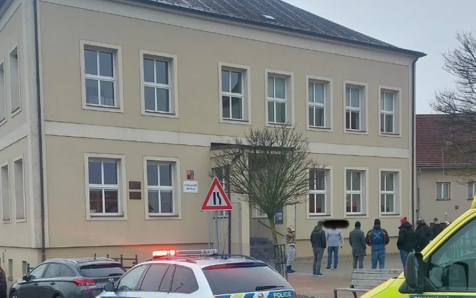 Hejtman Kuba chce navrhnout prezidentovi, aby ocenil učitelku z rudolfovské základní školy