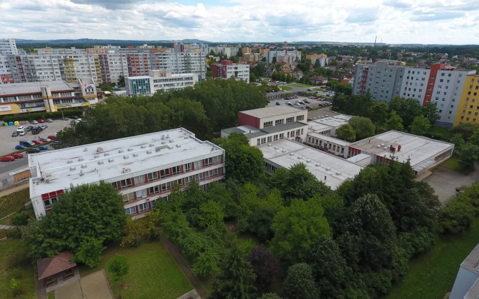 Tábor promění bývalou školu v komunitní centrum. Nabídne knihovnu, dílny i služby pro seniory