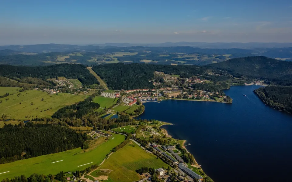 Developeři připravují u Lipna tři desítky projektů na stavbu rekreačních oblastí