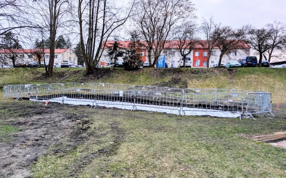 Mezi Malým a Velkým jezem město vybuduje lezeckou stěnu. Hotová bude na konci dubna