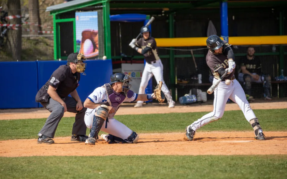 Start baseballové extraligy je tady. Hluboká vyzve legendární Draky Brno