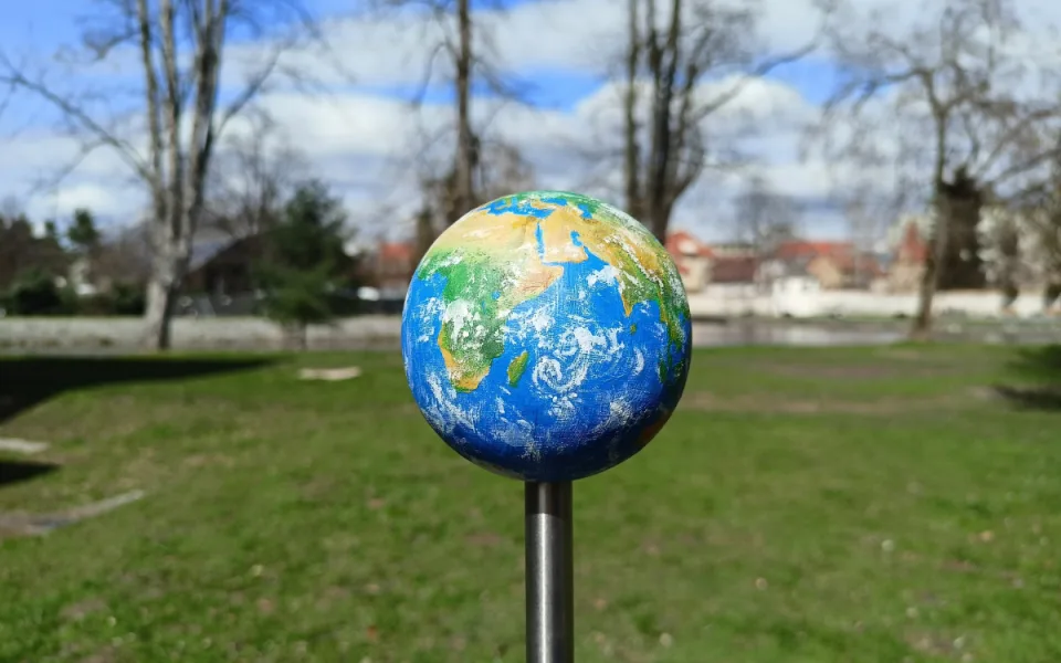 Příběh ukradené planety se uzavírá - na hvězdárně je nová Země