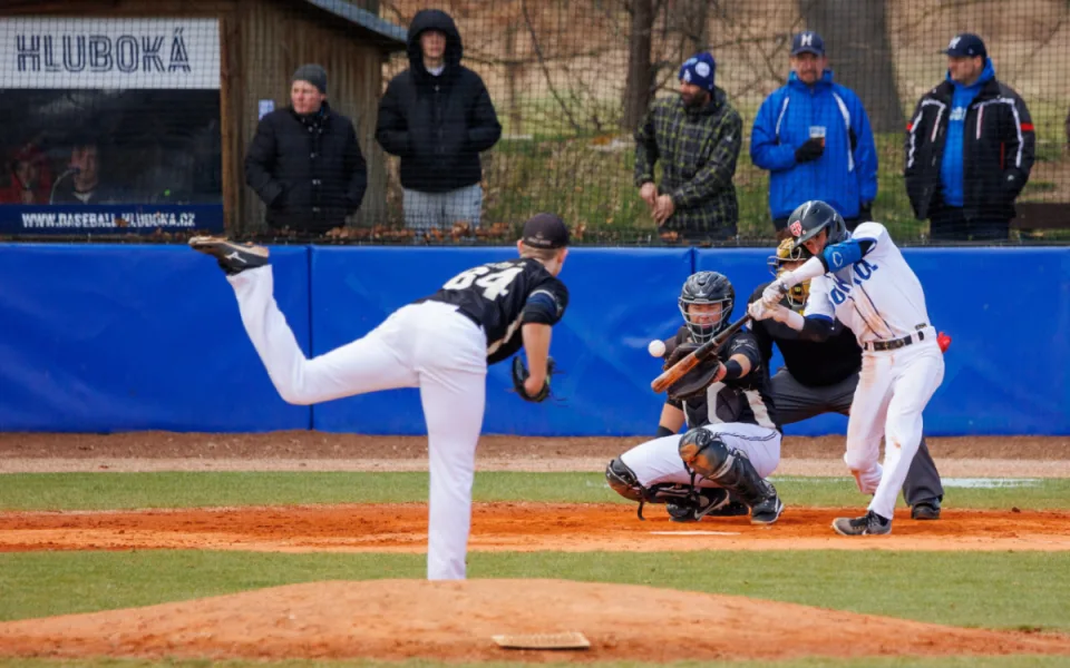 Hluboká posiluje. Přijďte si užít špičkový baseball i nové hvězdy