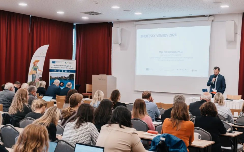 V roce 2024 například MAS Hlubocko-Lišovsko realizovala konferenci Jihočeský venkov.