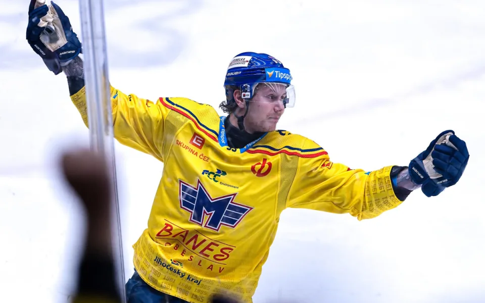 Dánům vybojoval účast v semifinále útočník Motoru Nick Olsen