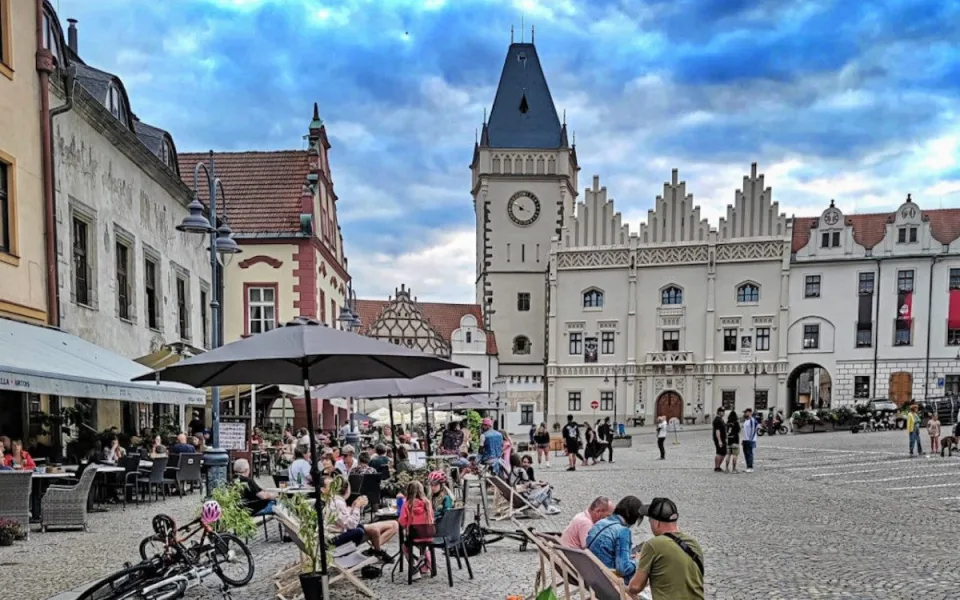 Tábor zřídil na náměstí dočasnou pěší zónu, jiná jihočeská města to nezvažují