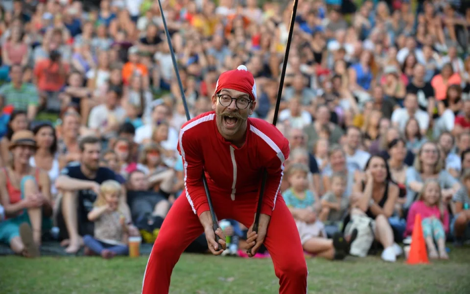 Na festivalu Sklizeň vás čekají taneční, divadelní a novocirkusová představení, nudit se nebudete! (foto František Kortmann)