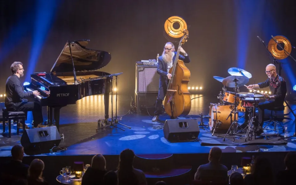 Největším lákadlem festivalu je jednoznačně Neil Cowley Trio, které vystoupí 25. července.
