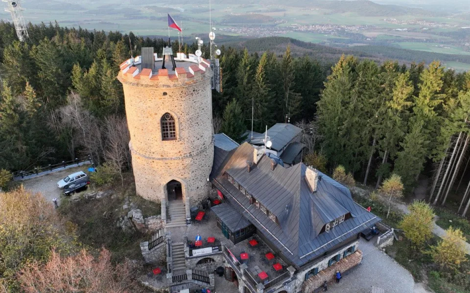Kleť oslavila dvě výročí. Na kolik vás vyjde cesta na vrchol?