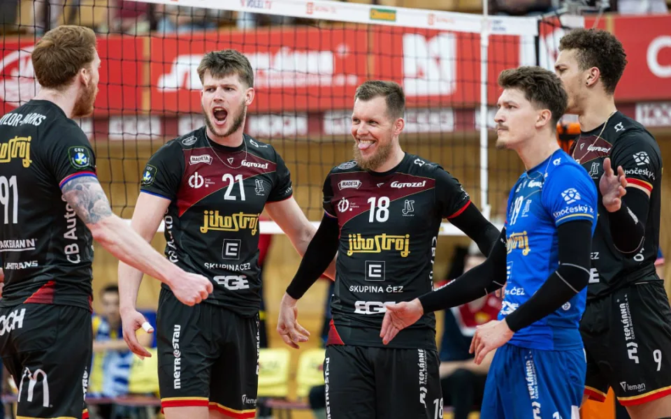 Jihostroj odstartuje ČEZ extraligu na konci října domácím zápasem