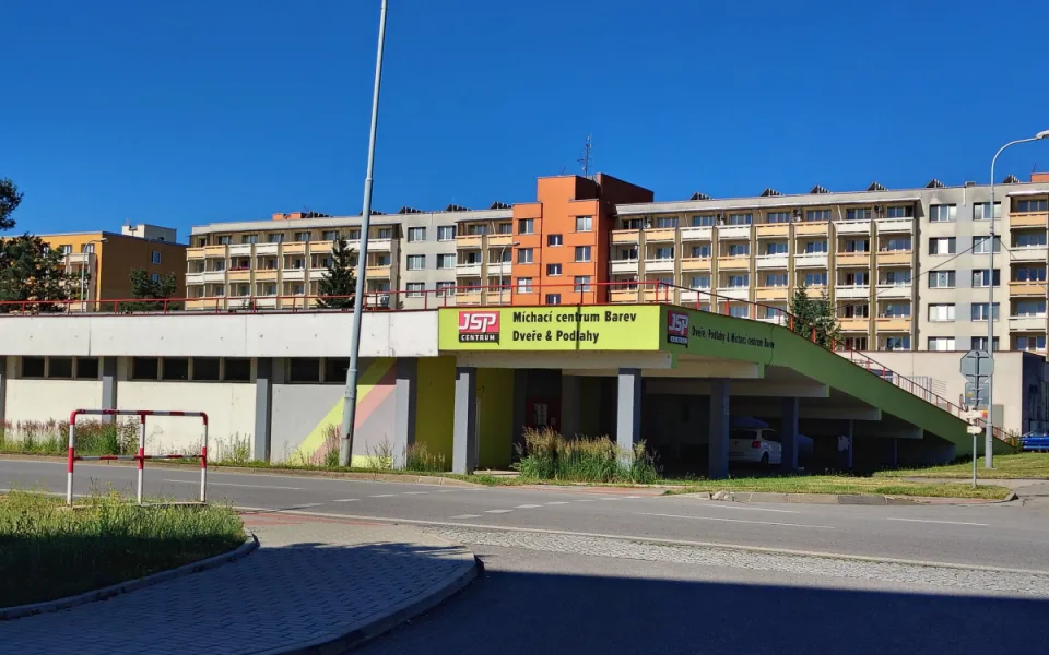 Sklad pro pěstouny v Českých Budějovicích přijímá věci pro děti do 18 let