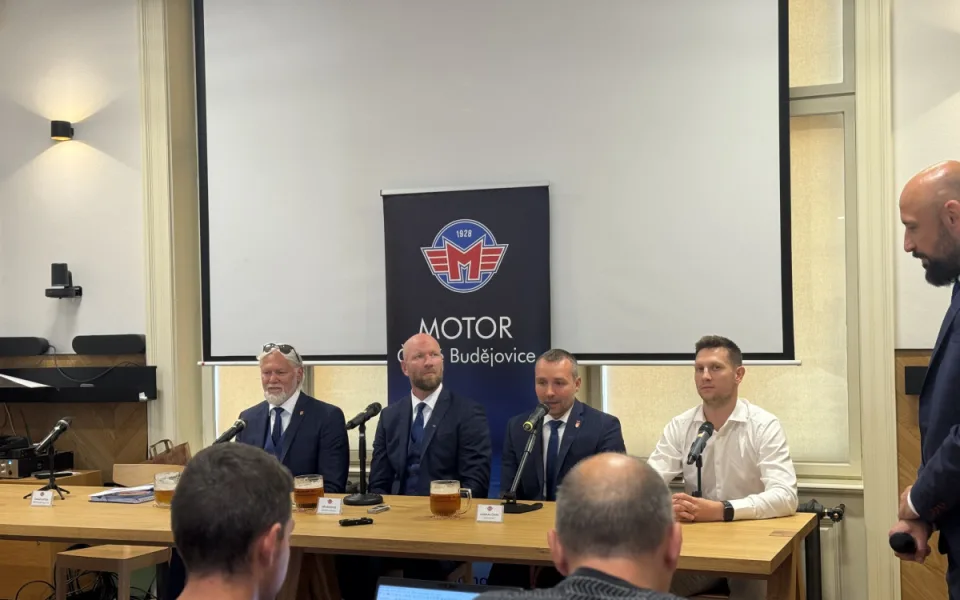Za přípravou jsme udělali tlustou čáru, zní z Motoru před startem sezony