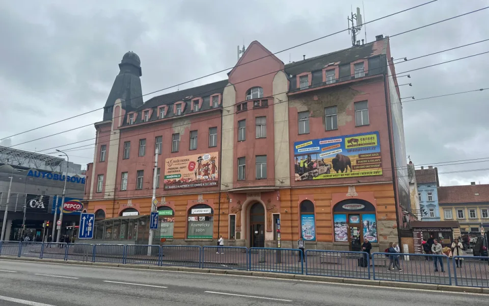 Jizva Nádražní ulice dostane novou tvář. Bývalý Hotel Grand se chystá na rekonstrukci