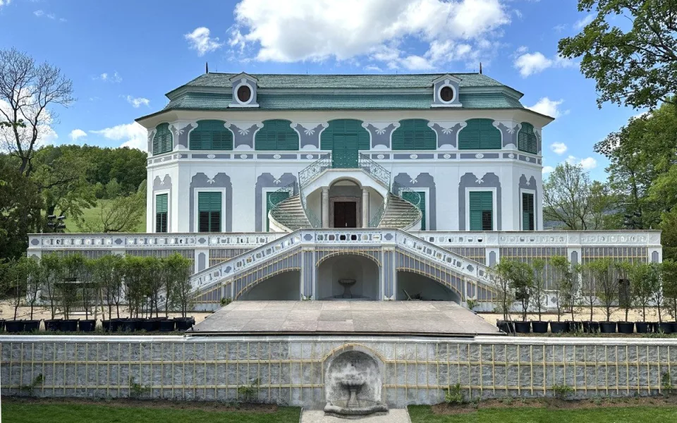 Ceny za architekturu rozdány, mezi oceněnými stavbami je i krumlovský zámek Bellarie